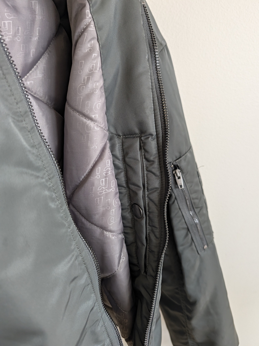 Zara Men’s Olive Green Bomber Jacket - Picture 6 of 7
